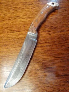Beefwood handle knife